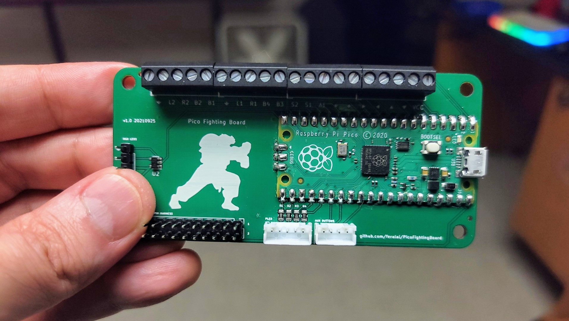 Pico Fighting Board v1.0